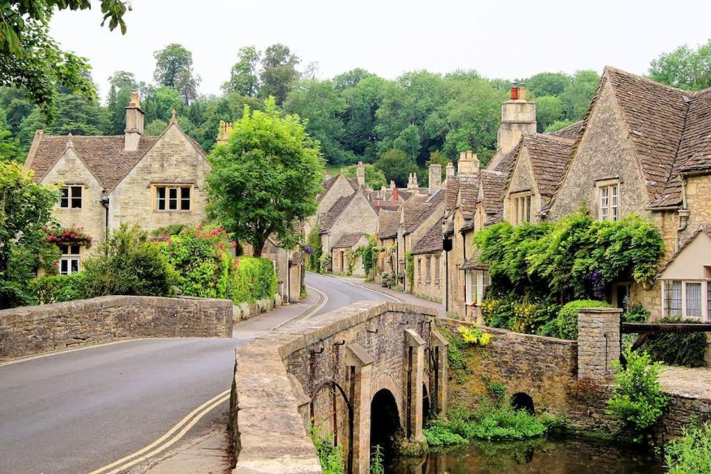 Petty France Cotswold Manor House - Country House Retreat With Hot Tub, Ideal For Large Groups מראה חיצוני תמונה