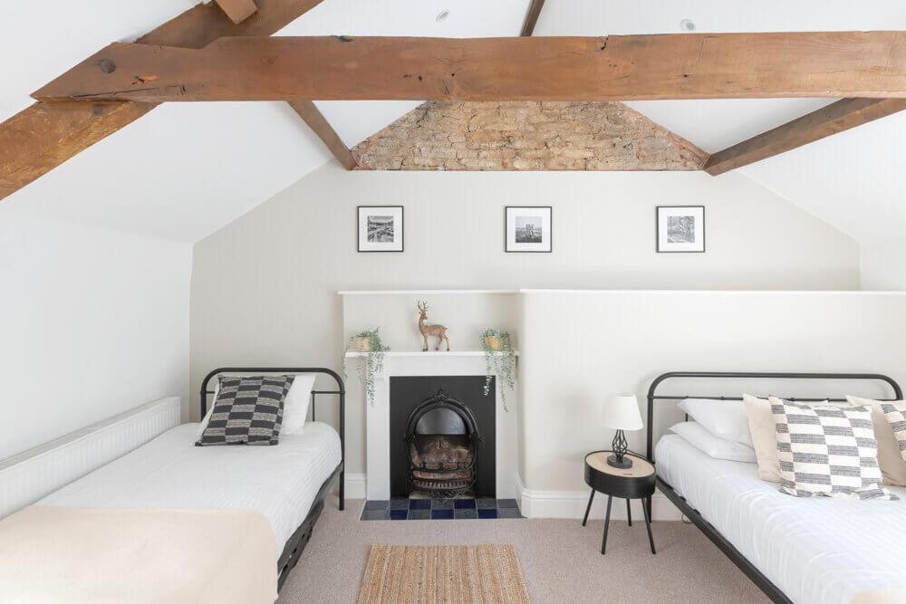Petty France Cotswold Manor House - Country House Retreat With Hot Tub, Ideal For Large Groups מראה חיצוני תמונה