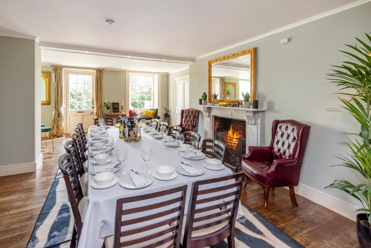Petty France Cotswold Manor House - Country House Retreat With Hot Tub, Ideal For Large Groups מראה חיצוני תמונה