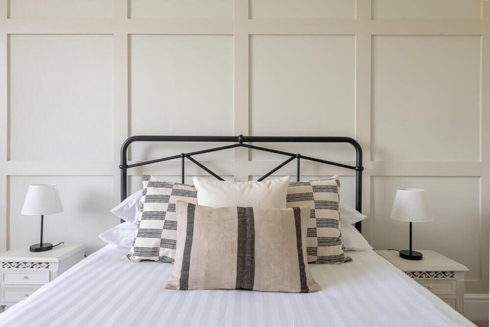 Petty France Cotswold Manor House - Country House Retreat With Hot Tub, Ideal For Large Groups מראה חיצוני תמונה
