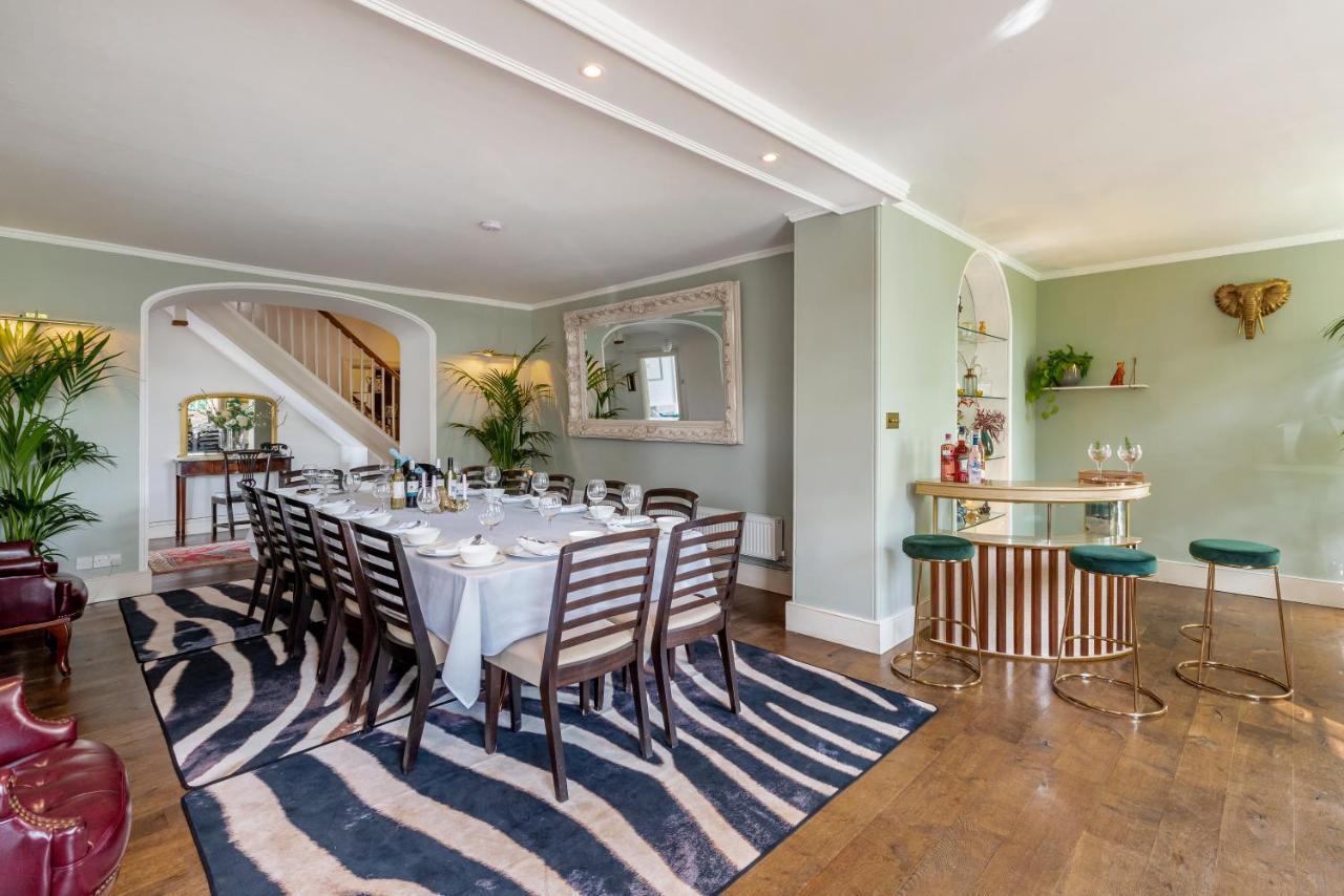 Petty France Cotswold Manor House - Country House Retreat With Hot Tub, Ideal For Large Groups מראה חיצוני תמונה